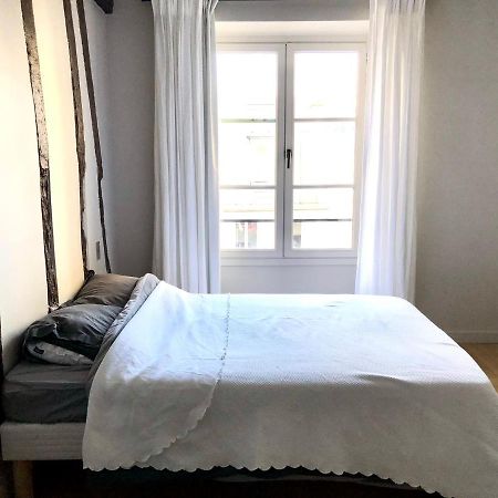 Apartment Saint-Germain Des Pres Paris Bagian luar foto